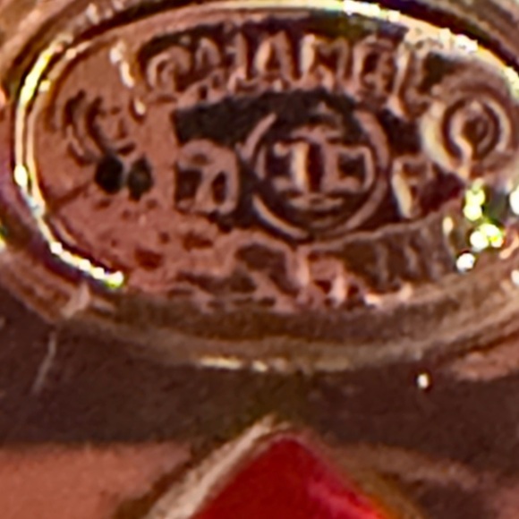 CHANEL Charm Brooch Authentic & Stamped - Picture 5 of 7
